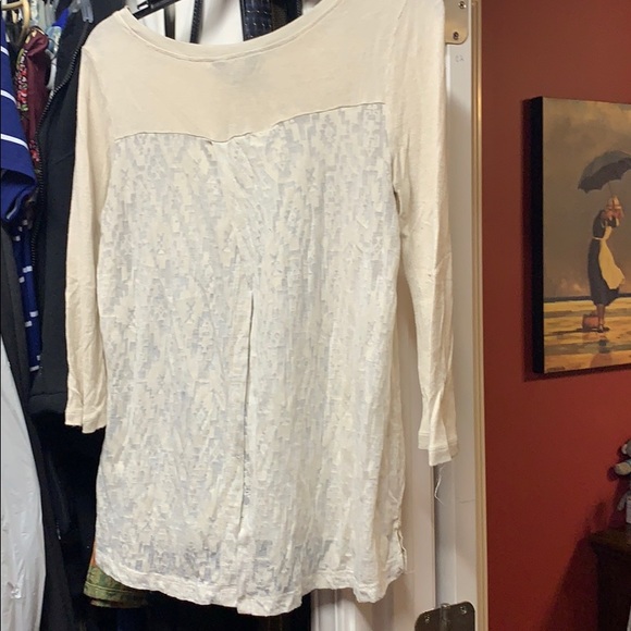 Jack cream top split back sweater top/sleeves. - Picture 2 of 7